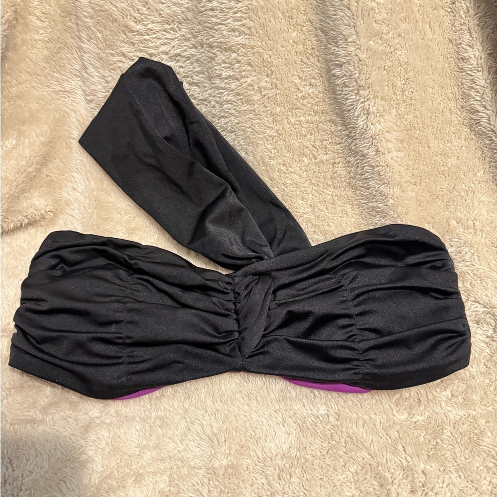 Black One-Shoulder Bathing Suit Top